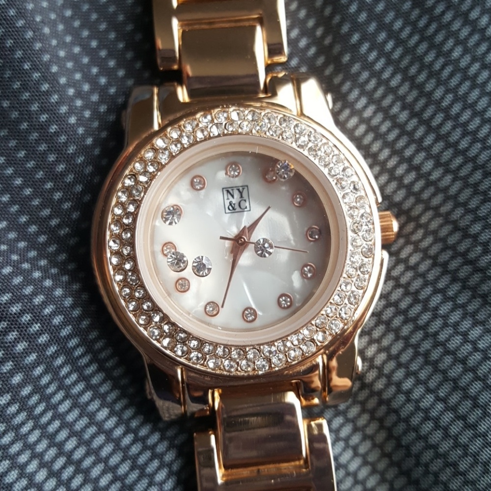 NY&C watch